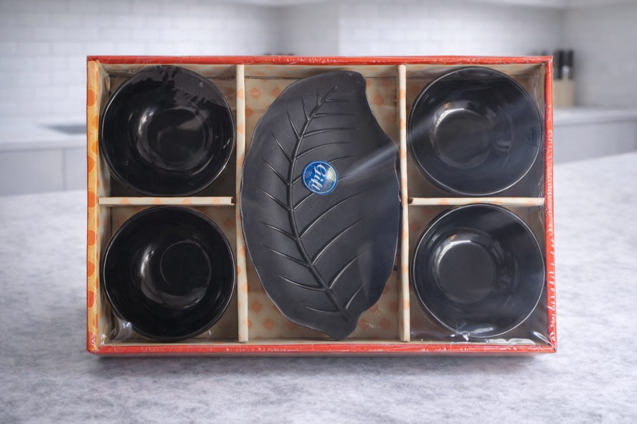 Leaf Design Serving Tray with Bowl Set (5 Pieces)